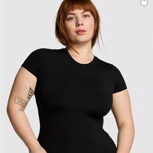 PINK Victoria's Secret Black Short Sleeve Tee